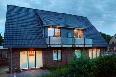 haus-meeresgruss-westseite-abends
